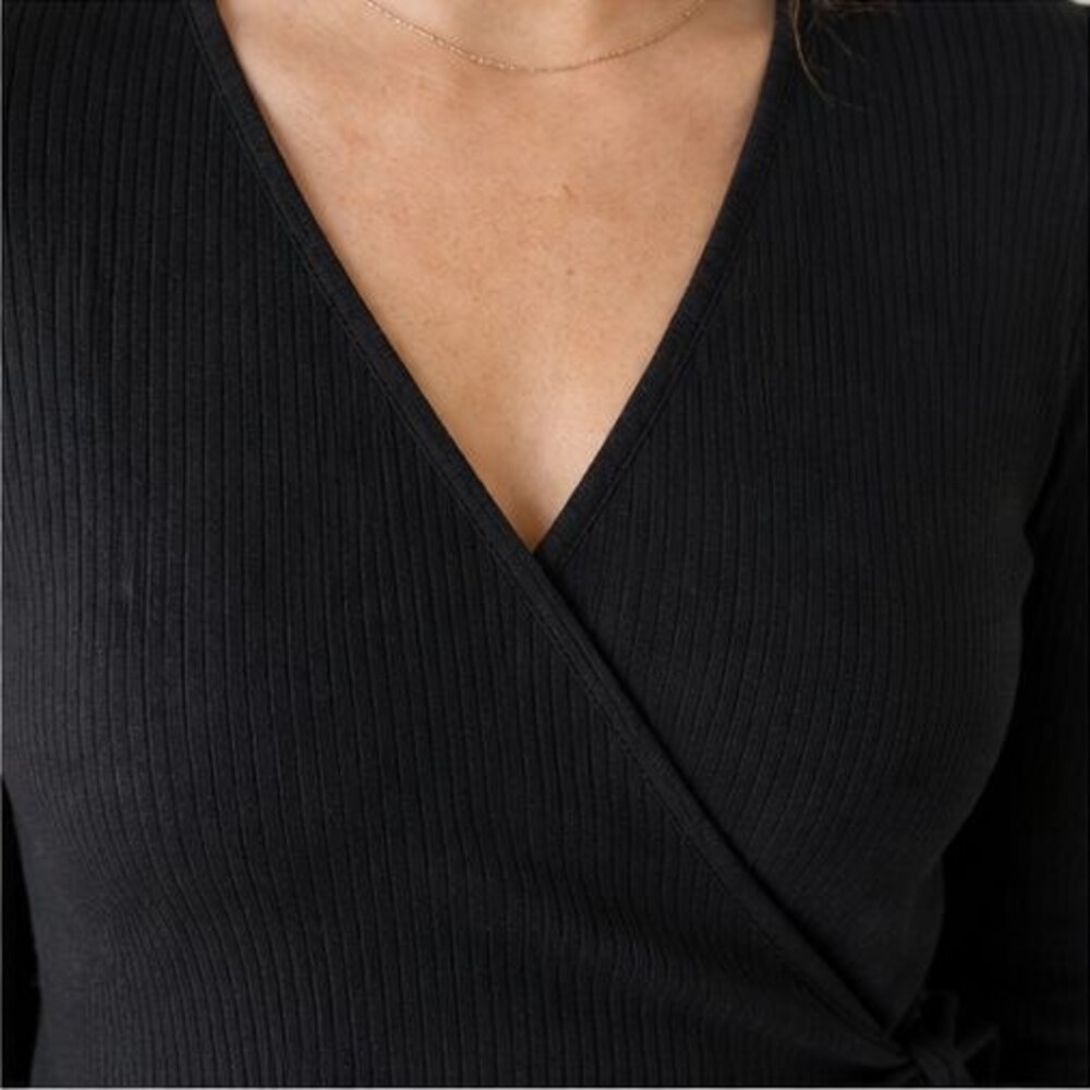 Ivory Tunic Blouse - Picture 4 of 6